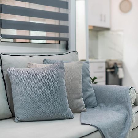 Contemporary Apartment 200M From Acropolis 100Mbps Netflix أثينا المظهر الخارجي الصورة