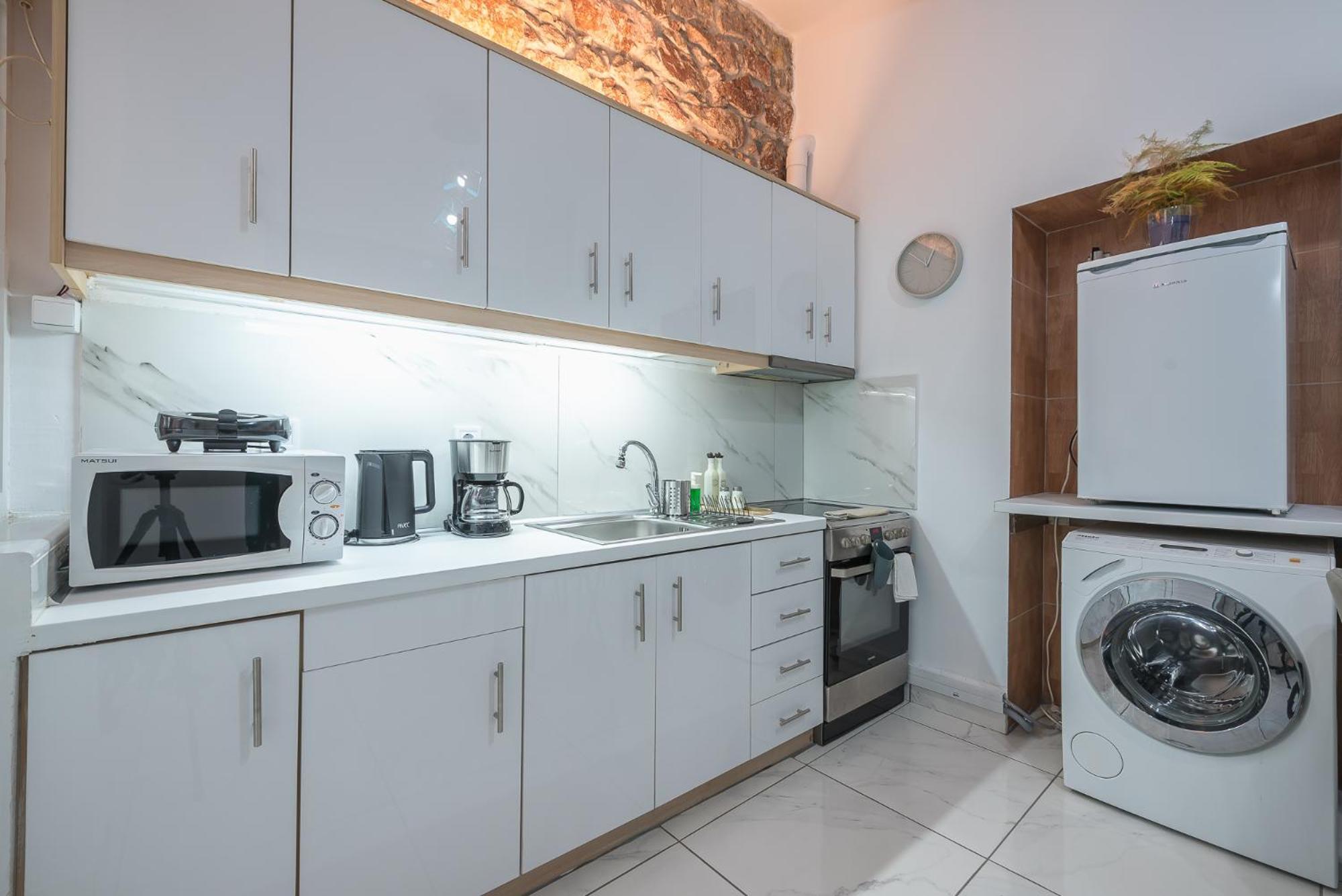 Contemporary Apartment 200M From Acropolis 100Mbps Netflix أثينا المظهر الخارجي الصورة